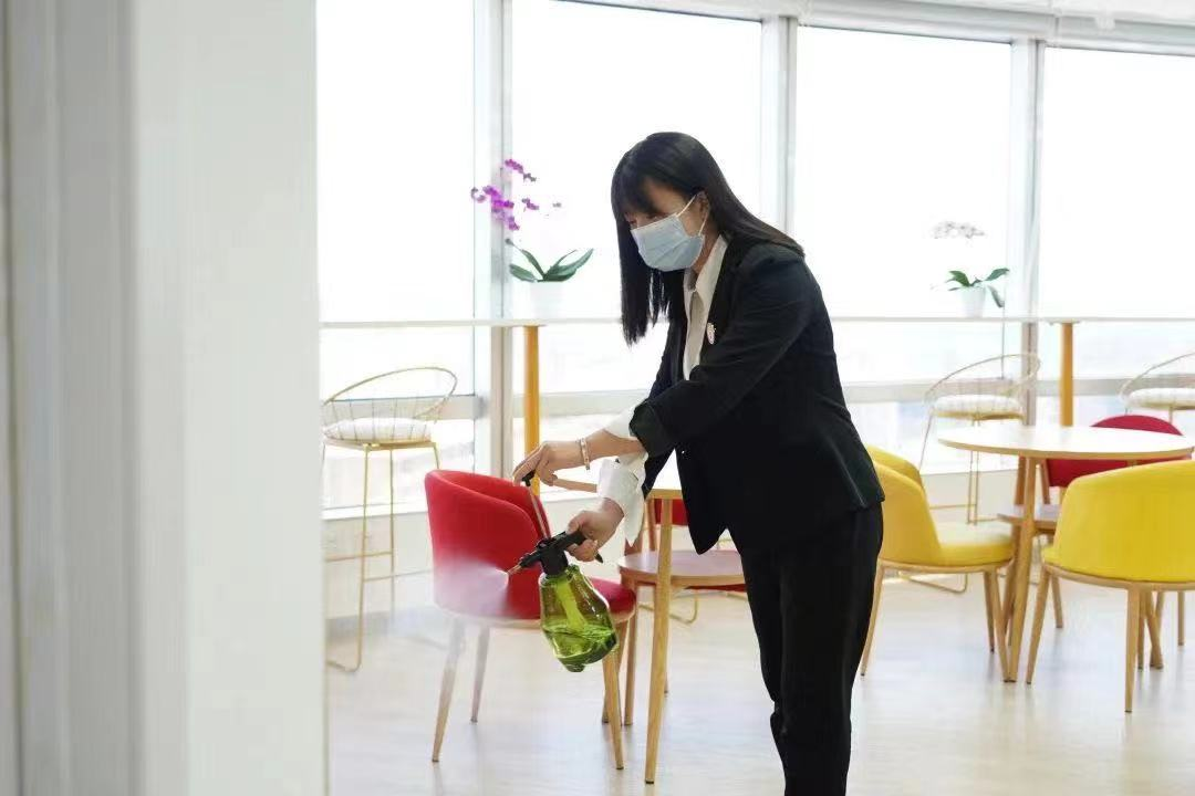 冠领律所发布《防疫通告》-图1 冠领律所发布《防疫通告》-图1